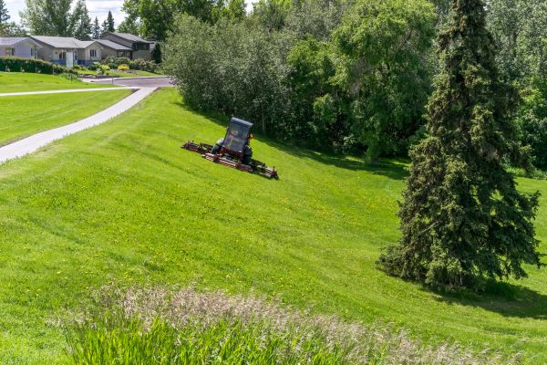 Hillside Mowing in Mount Vernon